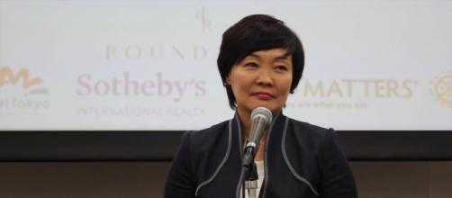 Akie Abe, the Japanese first lady, speaks fluent English. Image credit - Roundtable Global/YouTube.