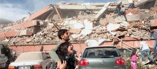 En 1999, un violent séisme en Turque a provoqué la mort de plus de 17 000 personnes.
