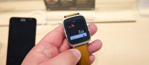 AsusZenWatch 3 finally gets the Android Wear 2.0 Update/Photo via Karlis Dambrans, Flickr