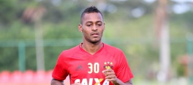 Atacante Marquinhos, jogador do Sport (Foto: Reprodução) Atacante Marquinhos, jogador do Sport (Foto: Reprodução)