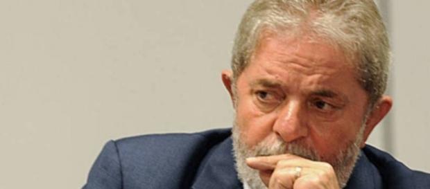 Former Brazilian President Lula has his finances frozen by justice (blogspot.com) Former Brazilian President Lula has his finances frozen by justice (blogspot.com)
