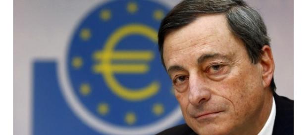 Mario Draghi non demorde: la BCE "sa quello che fa" Mario Draghi non demorde: la BCE "sa quello che fa"