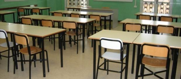 Scuola, assemblea pubblica su taglio cattedre nella provincia di ... - ilcrotonese.it Scuola, assemblea pubblica su taglio cattedre nella provincia di ... - ilcrotonese.it