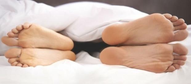 Todo casal deve fazer as pazes antes de ir para a cama para que não guardem ressentimentos uns dos outros Todo casal deve fazer as pazes antes de ir para a cama para que não guardem ressentimentos uns dos outros