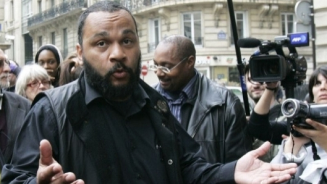Perquisition chez Dieudonné: plus de 600.000 euros en liquide ... - latribune.fr