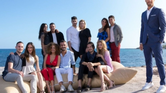 Uomini e Donne: Nicola e Ruben avvistati negli studi del programma di Maria De Filippi?