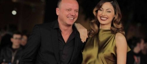 #Gigi D'Alessio e #Anna Tatangelo confermano la crisi. #Blasting News