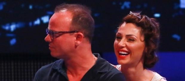 Gigi D'Alessio e Anna Tatangelo hanno annunciato una pausa di riflessione Gigi D'Alessio e Anna Tatangelo hanno annunciato una pausa di riflessione