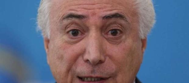 Mais base de apoio a Temer se volta contra ele Mais base de apoio a Temer se volta contra ele