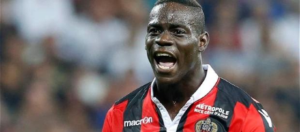 Mario Balotelli publica su nuevo auto Mario Balotelli publica su nuevo auto