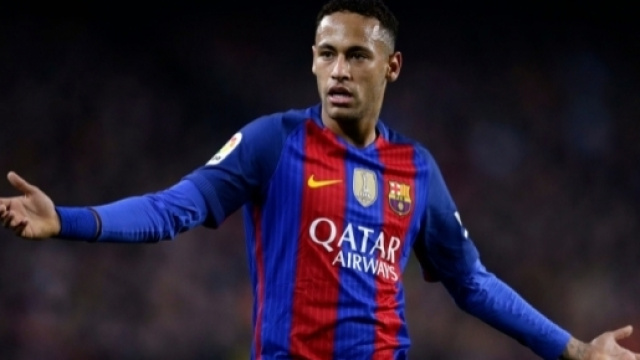 L'attaccante brasiliano Neymar, vicinissimo a lasciare il Barcellona per il Paris Saint-Germain