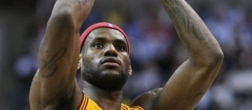 LeBron James is reportedly headed to the Lakers in 2018 – Keith Allison via WikiCommons