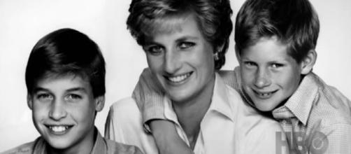 Photo Princess Diana with Princes William and Harry screen capture from YouTube video/euronews (in English)