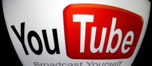 YouTube to offer fake news workshops to teenagers - BBC Newsbeat - bbc.co.uk