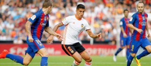 Barcelona will sign Valencia full-back Joao Cancelo next season on ... - fcbarca.me