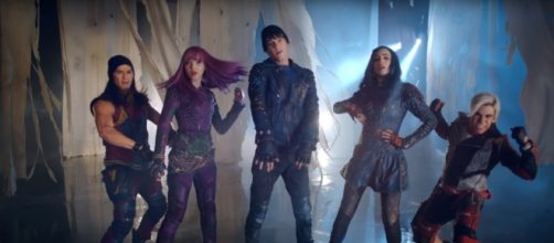 'Descendants 2' - YouTube screenshot | Disney Music Vevo/https://www.youtube.com/watch?v=lX6g_cm2rM4