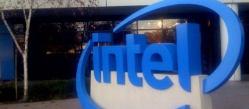 Intel to ditch wearables/Photo via Aaron Fulkerson, Flickr