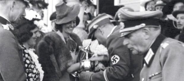 A tia-avó de jornalista era simpatizante com os nazistas - acervo David Litchfield A tia-avó de jornalista era simpatizante com os nazistas - acervo David Litchfield