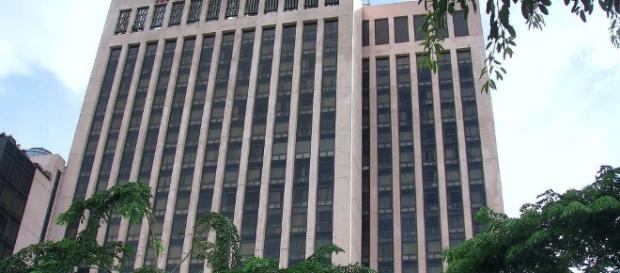 Metrobank is the second-largest bank in the Philippines. (photo: Flickr) Metrobank is the second-largest bank in the Philippines. (photo: Flickr)