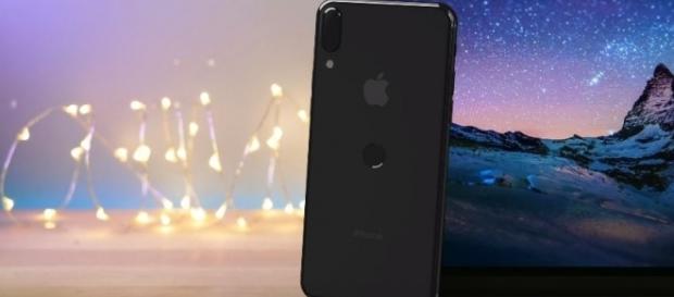 New leaked images of iPhone 8 - YouTube/EverythingApplePro New leaked images of iPhone 8 - YouTube/EverythingApplePro