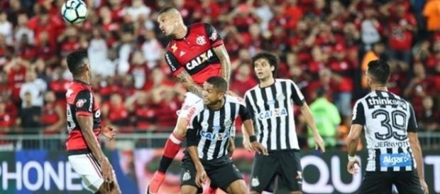Partida entre Santos x Flamengo será na próxima quarta-feira, dia 26 (Foto: Gilvan de Souza / Flamengo) Partida entre Santos x Flamengo será na próxima quarta-feira, dia 26 (Foto: Gilvan de Souza / Flamengo)