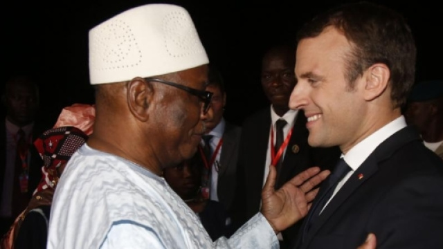 Le nouveau Président Français reste sur les pas de ses prédecesseurs