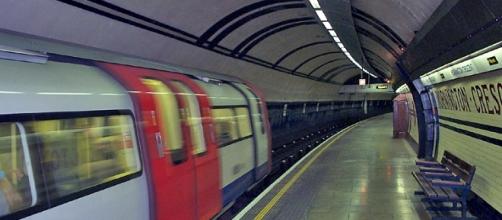 Commuters in UK troll TFL on Twitter. [Image via Wikimedia Commons]