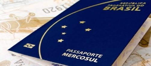 Casa da Moeda volta a emitir passaportes brasileiros após quase um mês de suspensão.