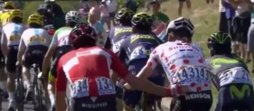 De Gendt si complimenta con Barguil per la vittoria della maglia a pois