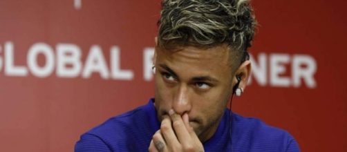 Neymar "pasa" de las exigencias del Barça | Defensa Central - defensacentral.com