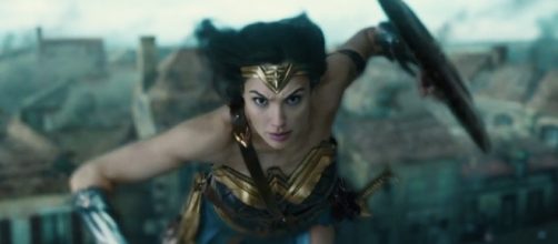Patty Jenkins Talks Wonder Woman Deleted Scenes and Sequel Plans - slashfilm.com