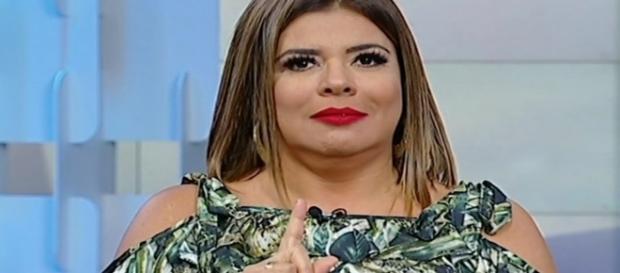 Apresentadora negou ter feito macumba para Angélica. ( Foto: Reprodução) Apresentadora negou ter feito macumba para Angélica. ( Foto: Reprodução)