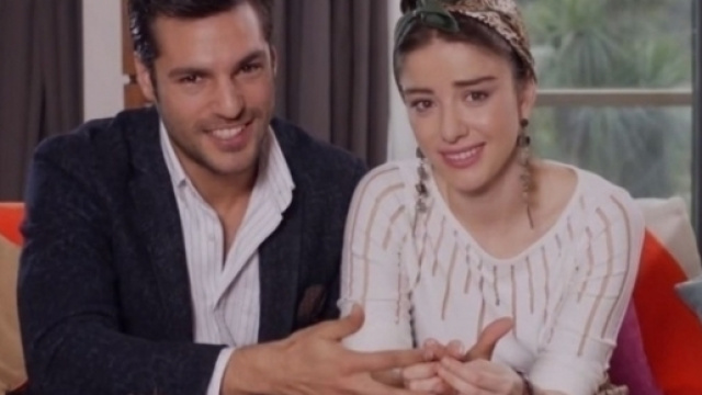 Cherry Season, trame 31-4 agosto: la proposta di matrimonio di Ayaz, Seyma rivuole Mete?