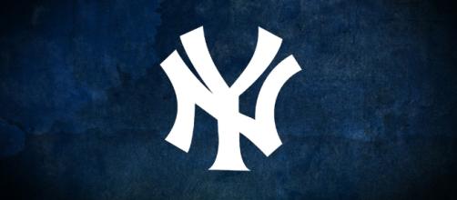 NY Yankees logo courtesy of Flickr.