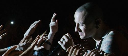 Chester Bennington's committed suicide on the birthday his late friend Chris Cornell (via Facebook/Linkin Park)