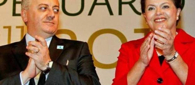 Aldemir Bendine ao lado da ex presidenta Dilma Roussef Aldemir Bendine ao lado da ex presidenta Dilma Roussef