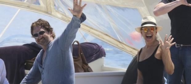 Barbara D'Urso e Gerard Butler lasciano insieme Ischia Barbara D'Urso e Gerard Butler lasciano insieme Ischia