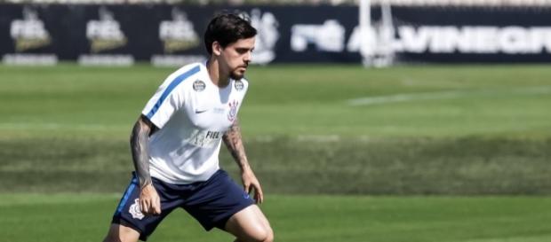 Fagner pode ir parar no futebol italiano Fagner pode ir parar no futebol italiano