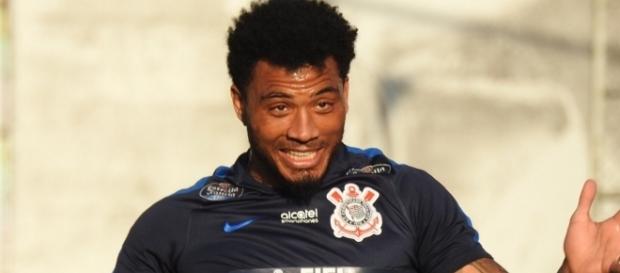 Kazim atuará como titular no lugar de Jô Kazim atuará como titular no lugar de Jô