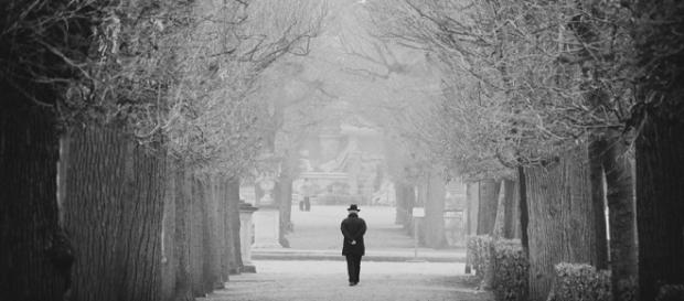 Lonely Walk by mariomencacci http://mariomencacci.deviantart.com/ Lonely Walk by mariomencacci http://mariomencacci.deviantart.com/
