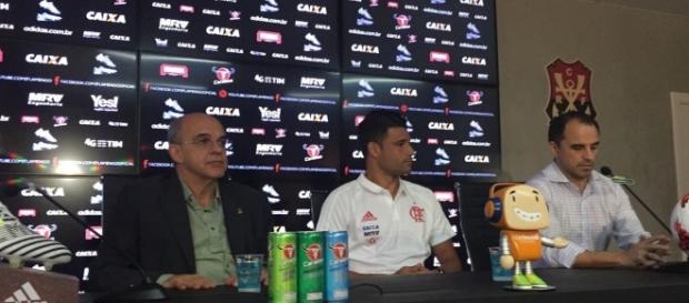 Problema do jogador foi revelado em entrevista coletiva. ( Foto: Reprodução) Problema do jogador foi revelado em entrevista coletiva. ( Foto: Reprodução)