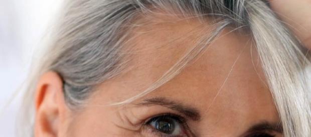 Tratamiento anticancerígeno ayuda a eliminar canas. Tratamiento anticancerígeno ayuda a eliminar canas.