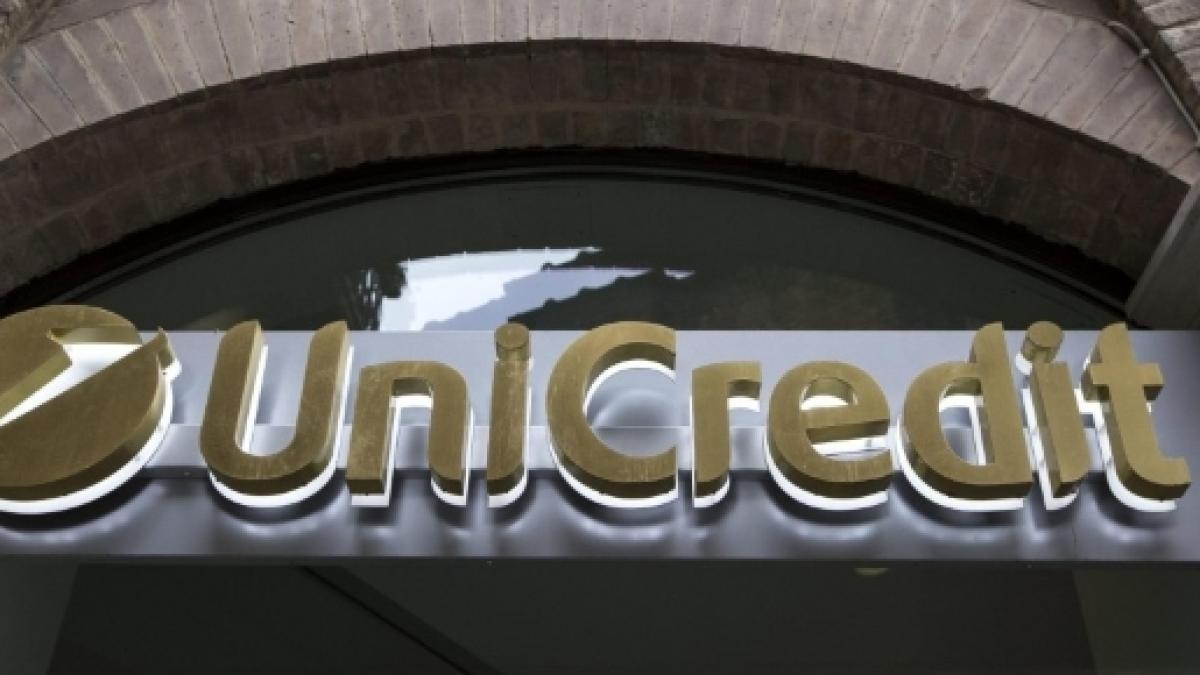 Unicredit Violazione Dei Dati Di 400mila Clienti