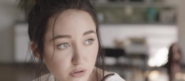 From the 'Make Me (Cry)' video - NoahCyrusVEVO via YouTube (https://www.youtube.com/watch?v=vXyBcKV0UIo) From the 'Make Me (Cry)' video - NoahCyrusVEVO via YouTube (https://www.youtube.com/watch?v=vXyBcKV0UIo)