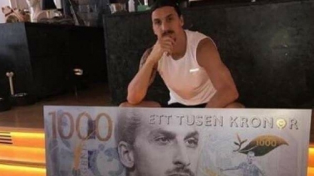 Ibra raffigurato sulle mille corone svedesi - account Twitter di Ibrahimovic.