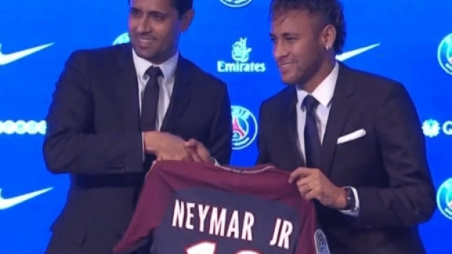 La conférence de Neymar au Parc des Princes
