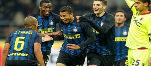 Il Valencia propone uno scambio all'Inter