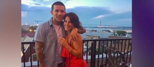 Javi Marroquin and new girlfriend, Lauren Comeau--Image by YouTube/TheFame