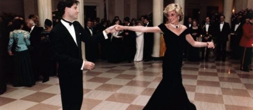 Princess Diana dancing with actor John Travolta (Wikimedia Commons).