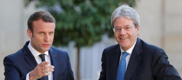 Il presidente francese Macron ed il premier italiano Gentiloni. Il presidente francese Macron ed il premier italiano Gentiloni.